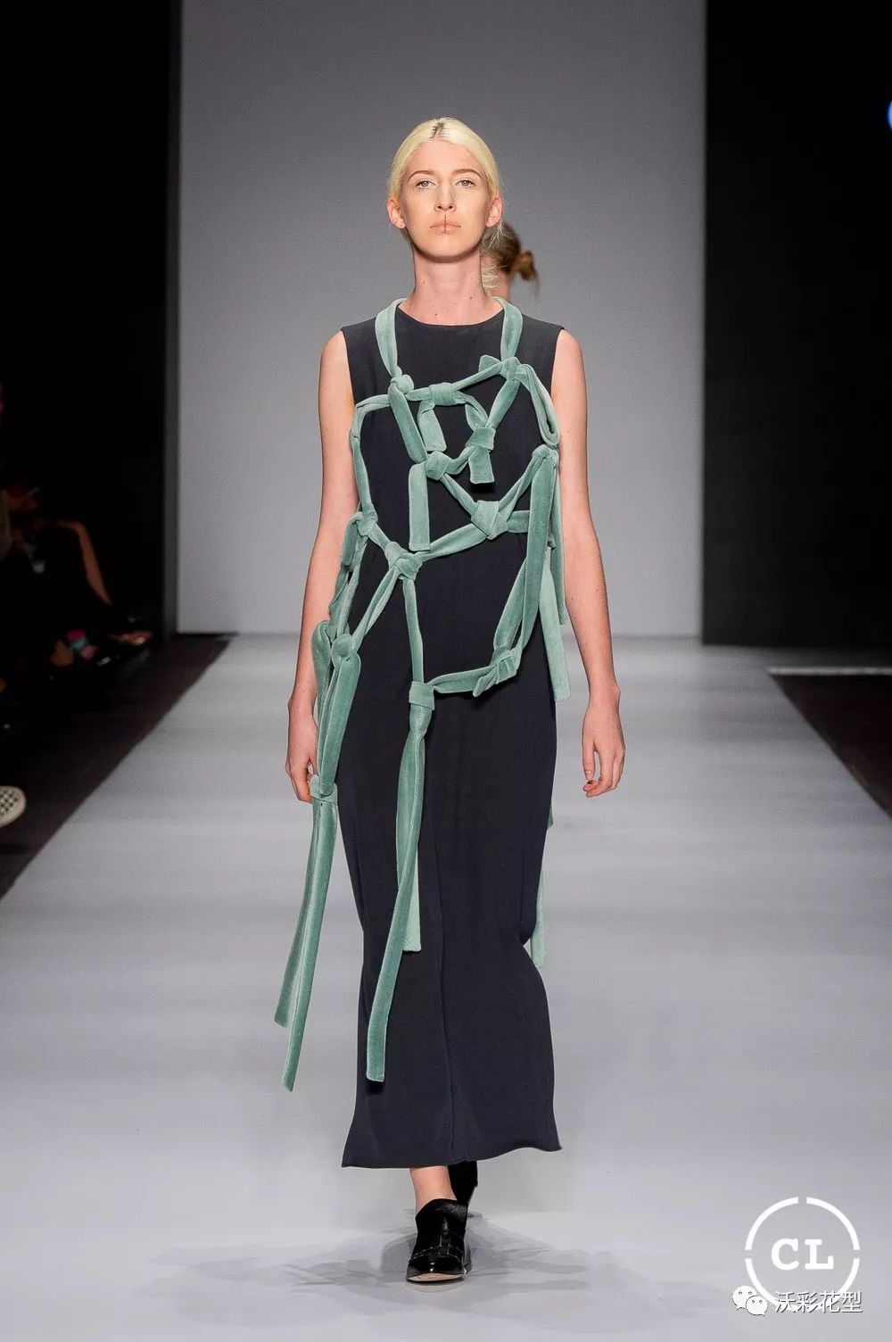 俠僧探案傳奇之白馬鏢局 视频截图