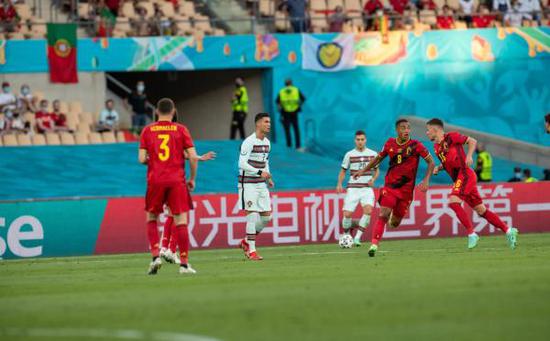 像素大戰 视频截图