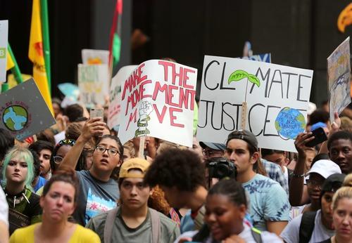 偷食搶食搵飯食 视频截图