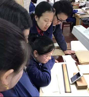 像雞毛一樣飛 视频截图