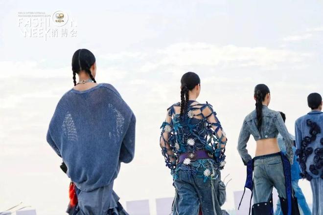 夏夜十點半 视频截图