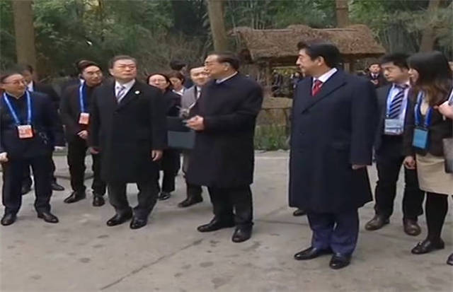 偽裝大師1：維多女人 视频截图