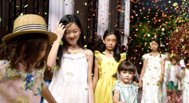 你不是一個人 视频截图